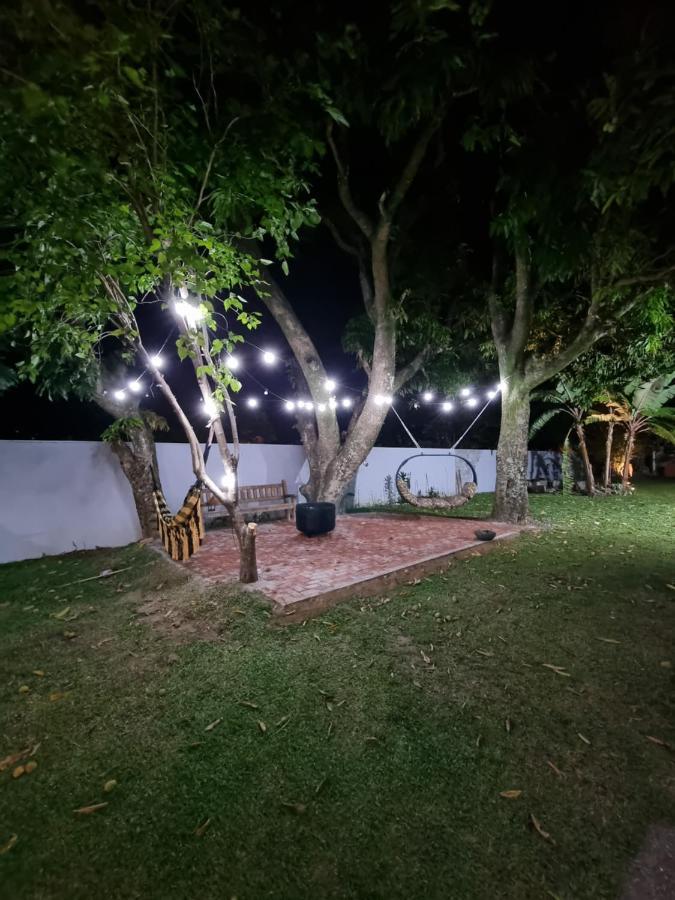 Willa Casa Dom Quixote, Pequena Chacara No Centro Da Cidade Atibaia Zewnętrze zdjęcie