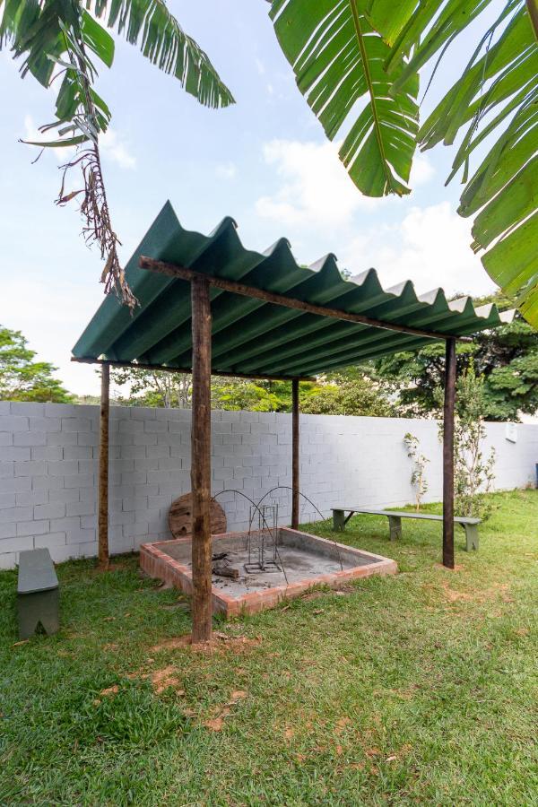 Willa Casa Dom Quixote, Pequena Chacara No Centro Da Cidade Atibaia Zewnętrze zdjęcie